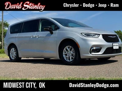 used 2024 CHRYSLER