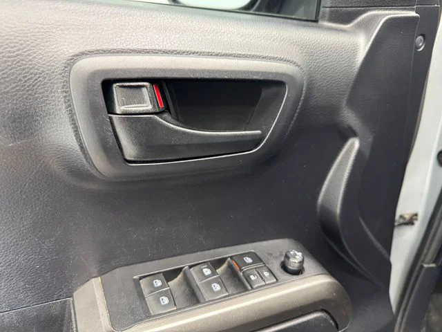 vehicle-img