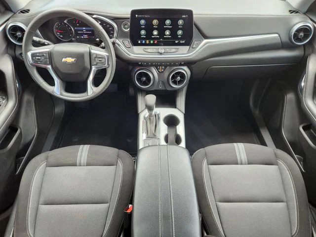 vehicle-img