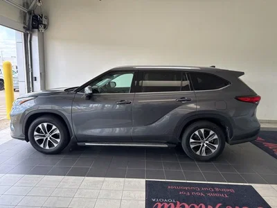 used 2021 TOYOTA