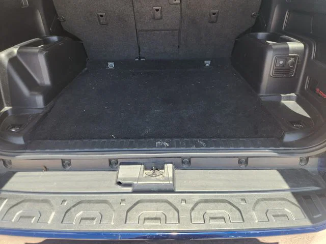 vehicle-img