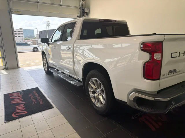vehicle-img