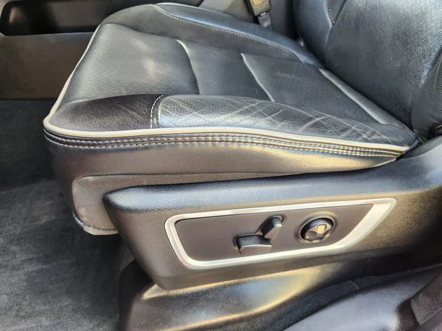 vehicle-img