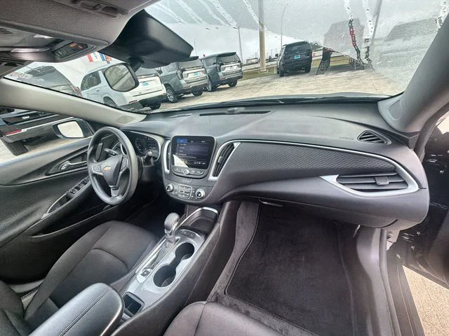 vehicle-img