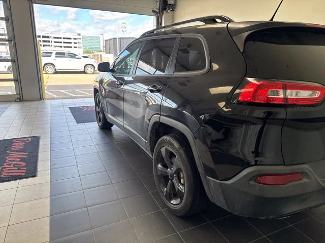 vehicle-img