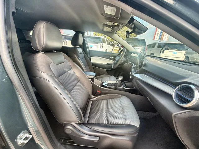vehicle-img