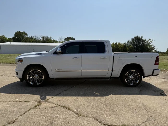 vehicle-img