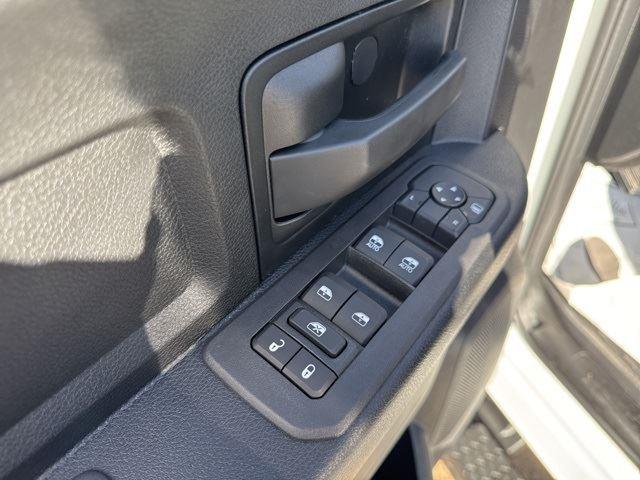 vehicle-img