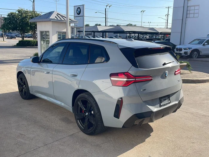 vehicle-img