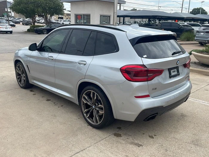 vehicle-img