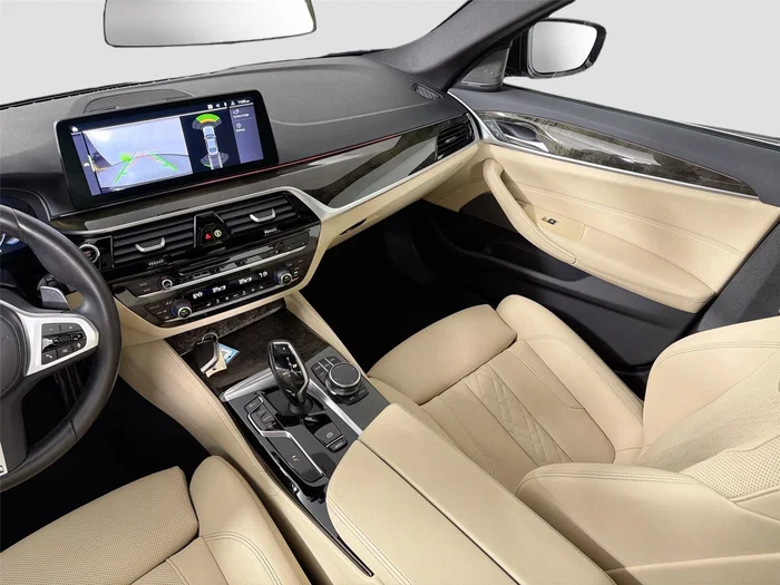 vehicle-img