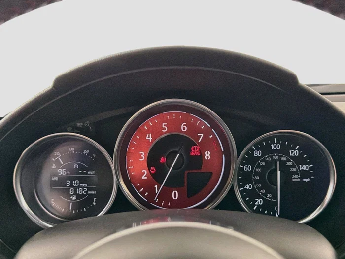 vehicle-img