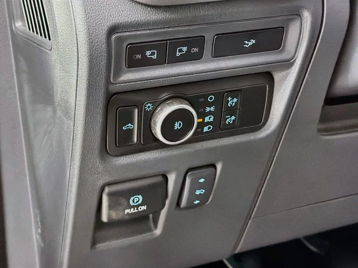 vehicle-img