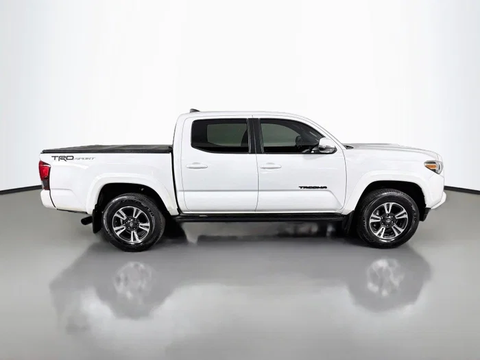 vehicle-img