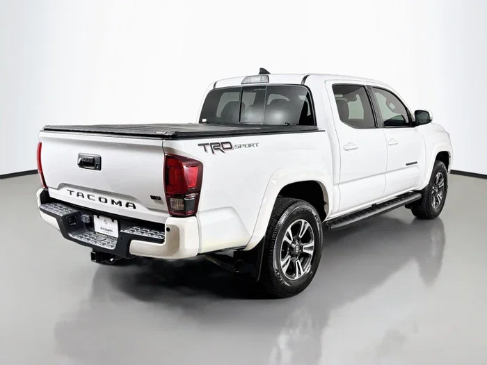 vehicle-img
