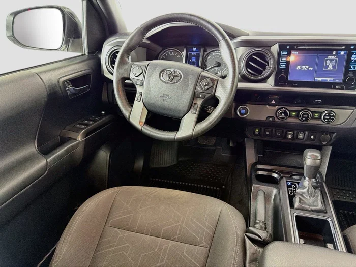 vehicle-img