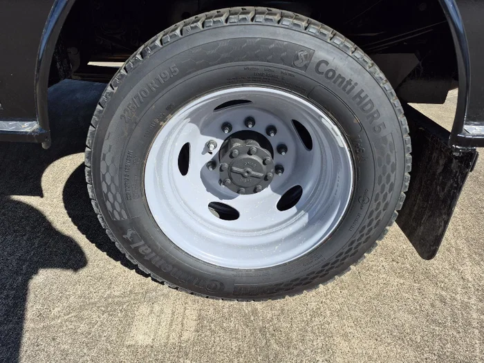 vehicle-img