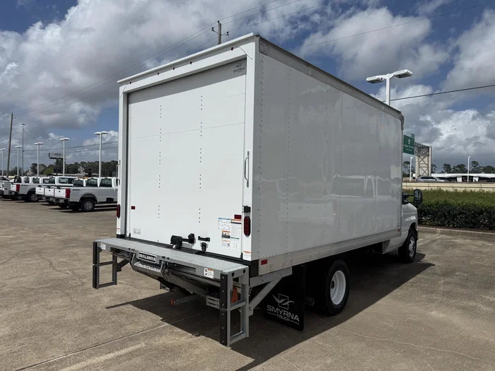 vehicle-img