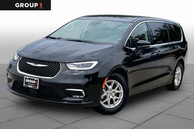 used 2023 CHRYSLER