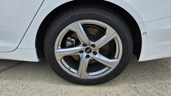 vehicle-img