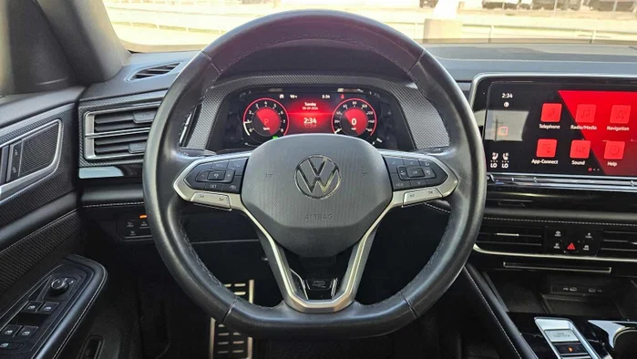 vehicle-img