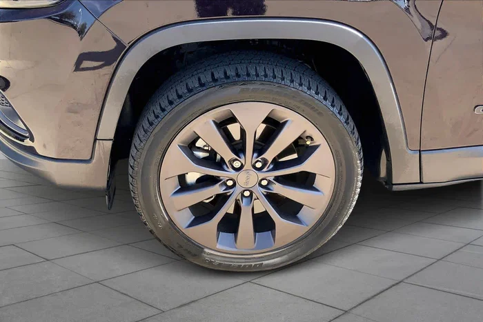 vehicle-img