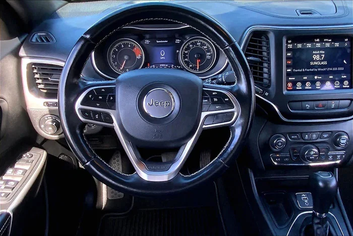 vehicle-img