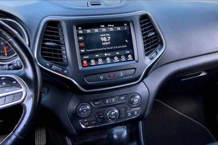 vehicle-img