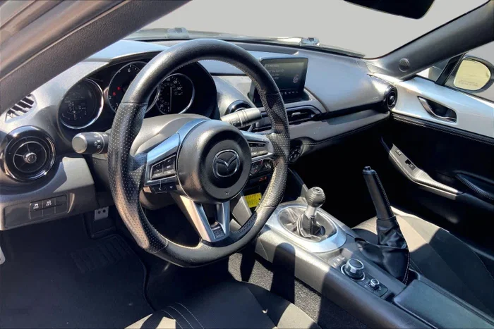 vehicle-img