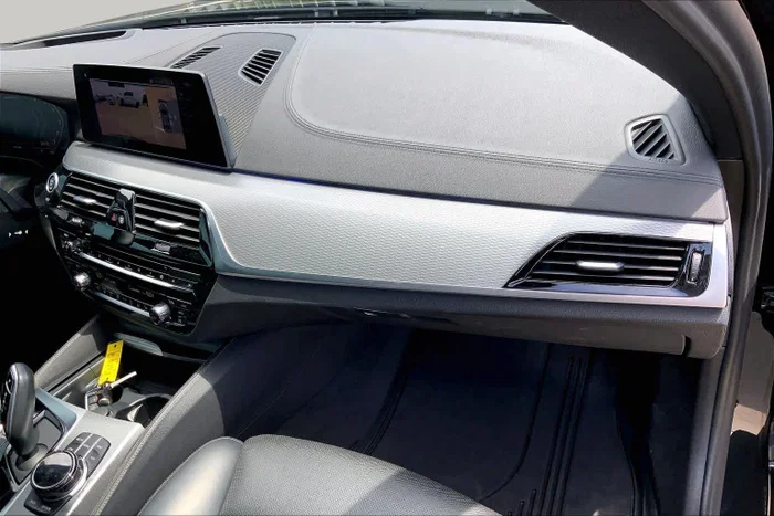 vehicle-img