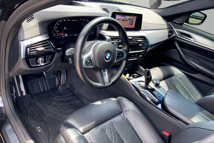 vehicle-img