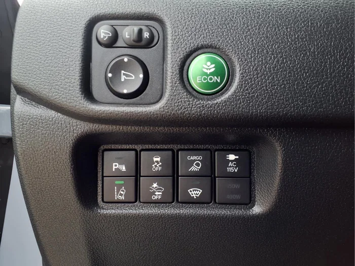 vehicle-img