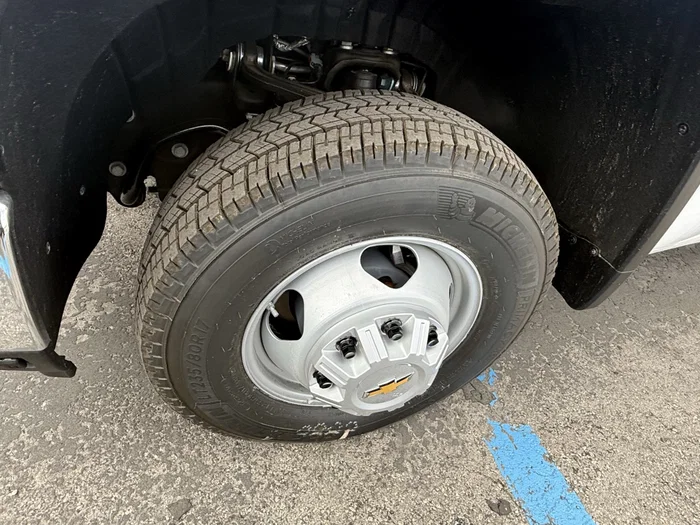 vehicle-img