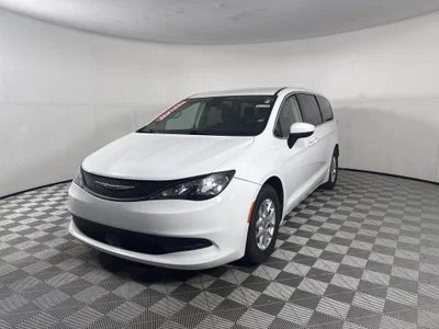 used 2023 CHRYSLER
