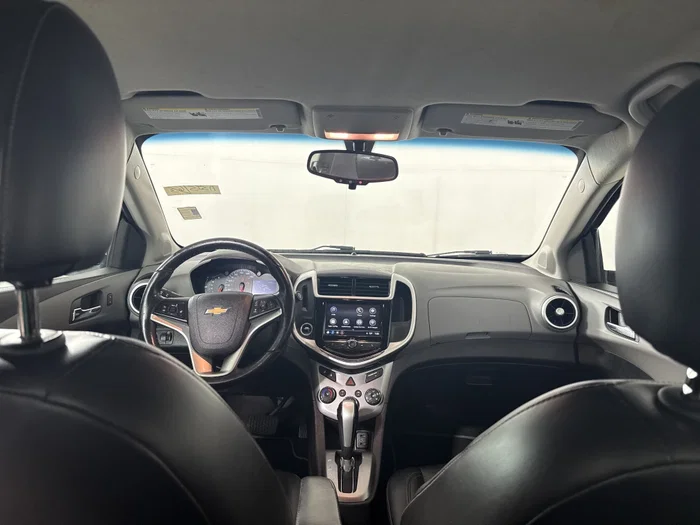 vehicle-img