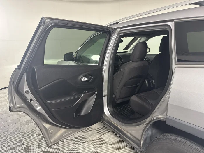 vehicle-img