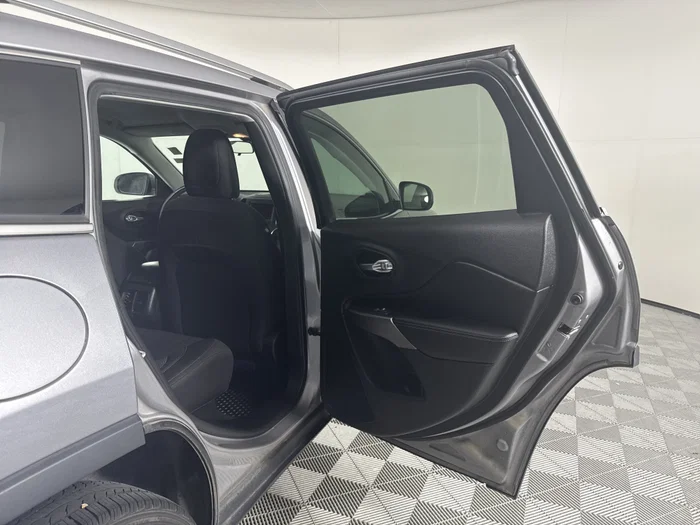 vehicle-img