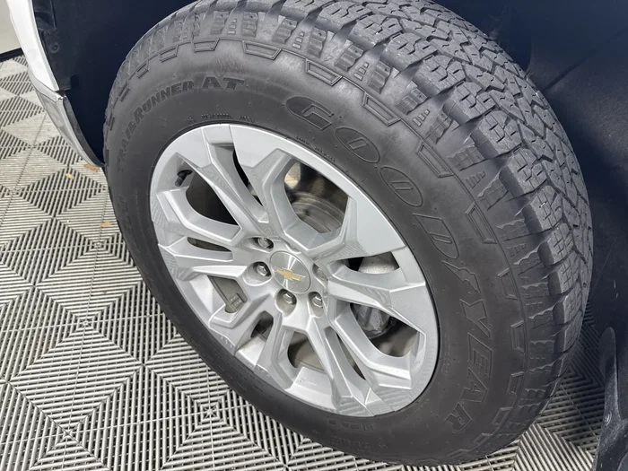 vehicle-img