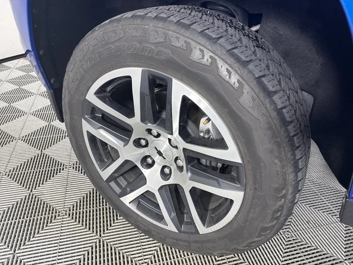 vehicle-img