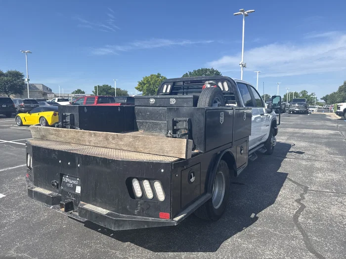 vehicle-img