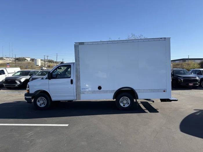 vehicle-img