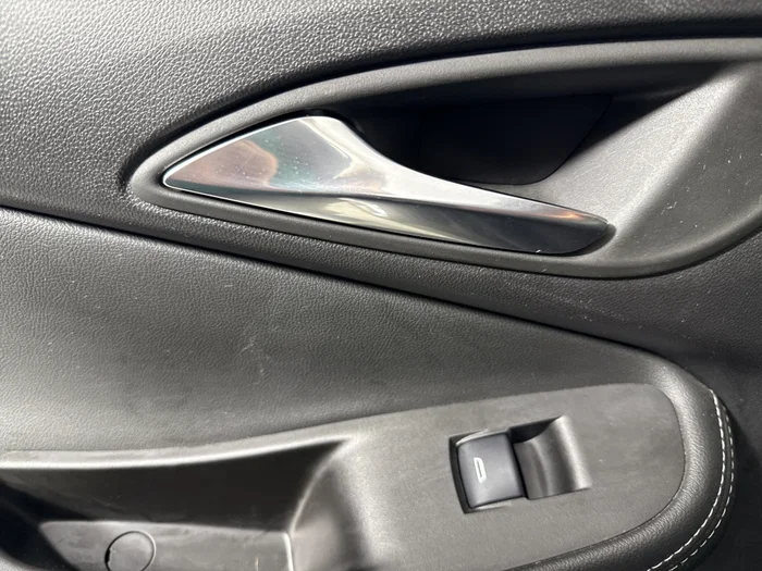 vehicle-img