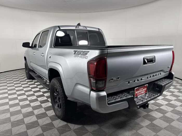 vehicle-img