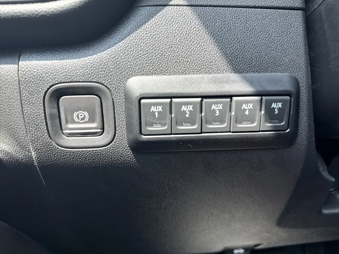 vehicle-img
