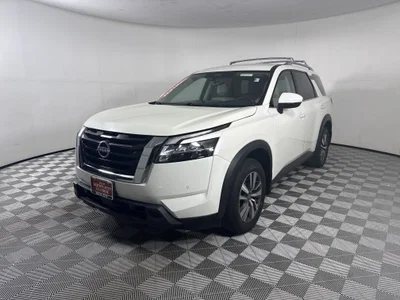 used 2024 NISSAN