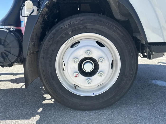 vehicle-img