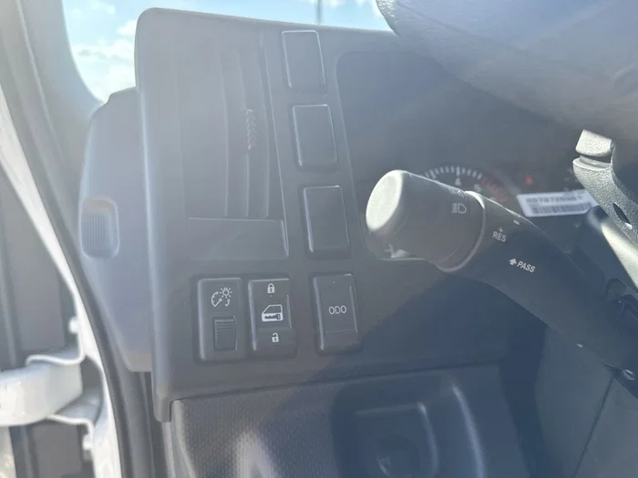 vehicle-img