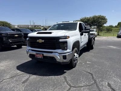 new 2025 CHEVROLET
