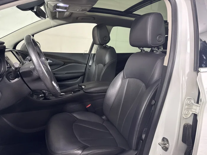 vehicle-img