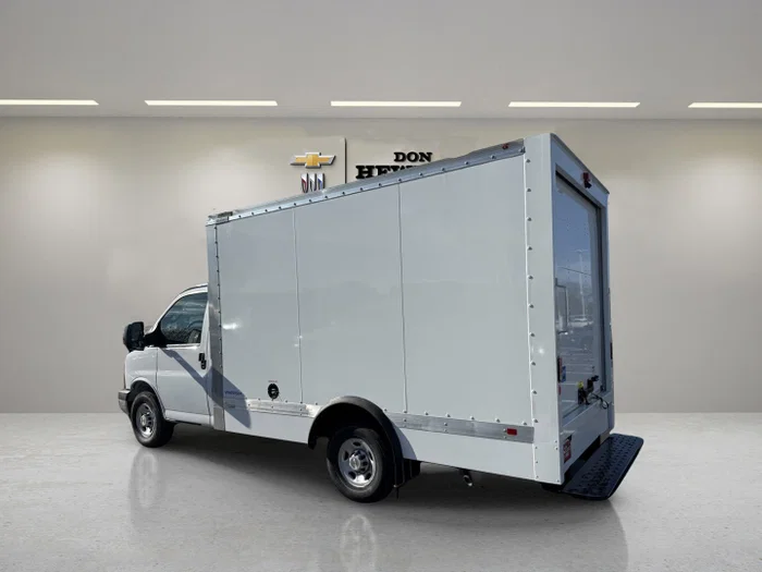 vehicle-img